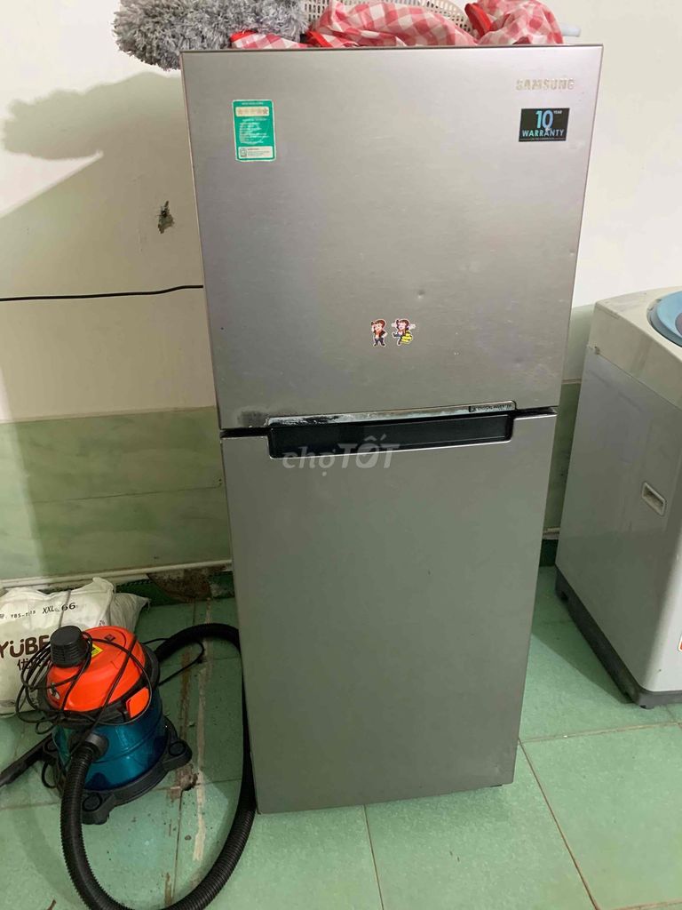 Tủ lạnh Samsung Inverter 200L Bạc. Mua bán Tủ lạnh tại Quận Hải An Hải Phòng được đăng bởi Nguyen kien quoc hình 1