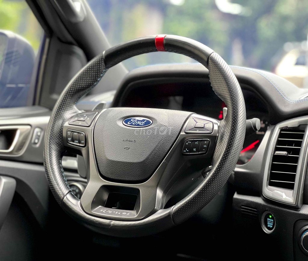 RAPTOR KHÔNG NIÊN HẠN 1 CHỦ XHĐ - Full bảo dưỡng. Mua bán Ô tô tại Quận Gò Vấp Tp Hồ Chí Minh được đăng bởi DH AUTO FORD CHUYÊN XE FORD LƯỚT CHẤT LƯỢNG CAO hình 14