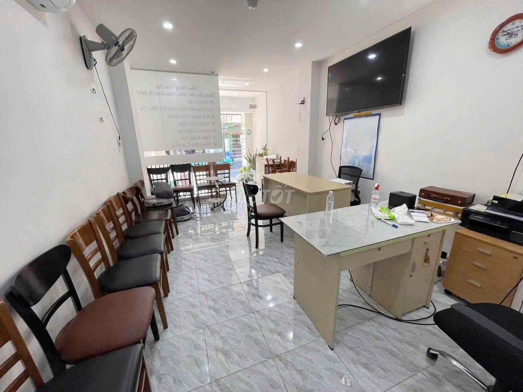 Mặt Bằng Đẹp Tại Hoàng Hoa Thám Quận Tân Bình Lối đi Riêng