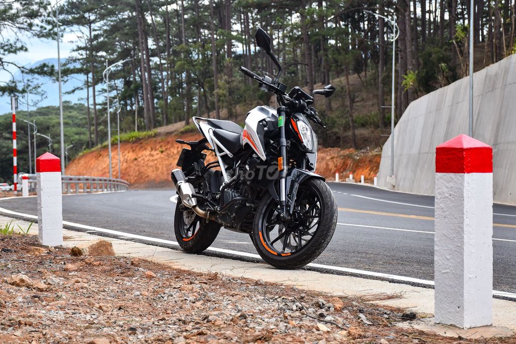 Mình bán KTM Duke 390 2022 15700 km chính chủ. Mua bán Xe máy tại Thành phố Thủ Đức Tp Hồ Chí Minh được đăng bởi Minh Trí hình 12