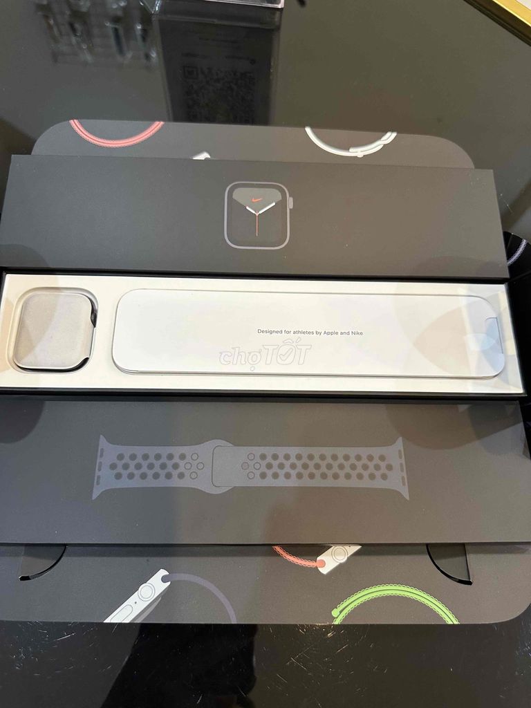 Apple watch series 6/44 nike đen fullbox pin 9x