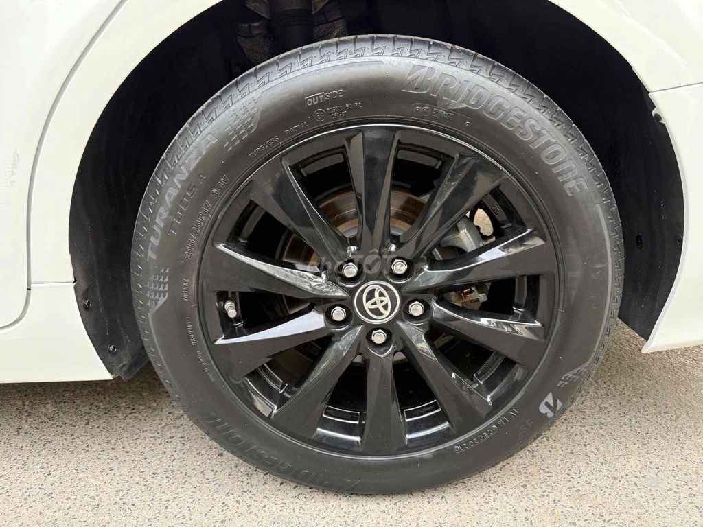 Toyota Camry 2021 2.0G 56000 km. Mua bán Ô tô tại Quận Cầu Giấy Hà Nội được đăng bởi Cao Quý hình 15