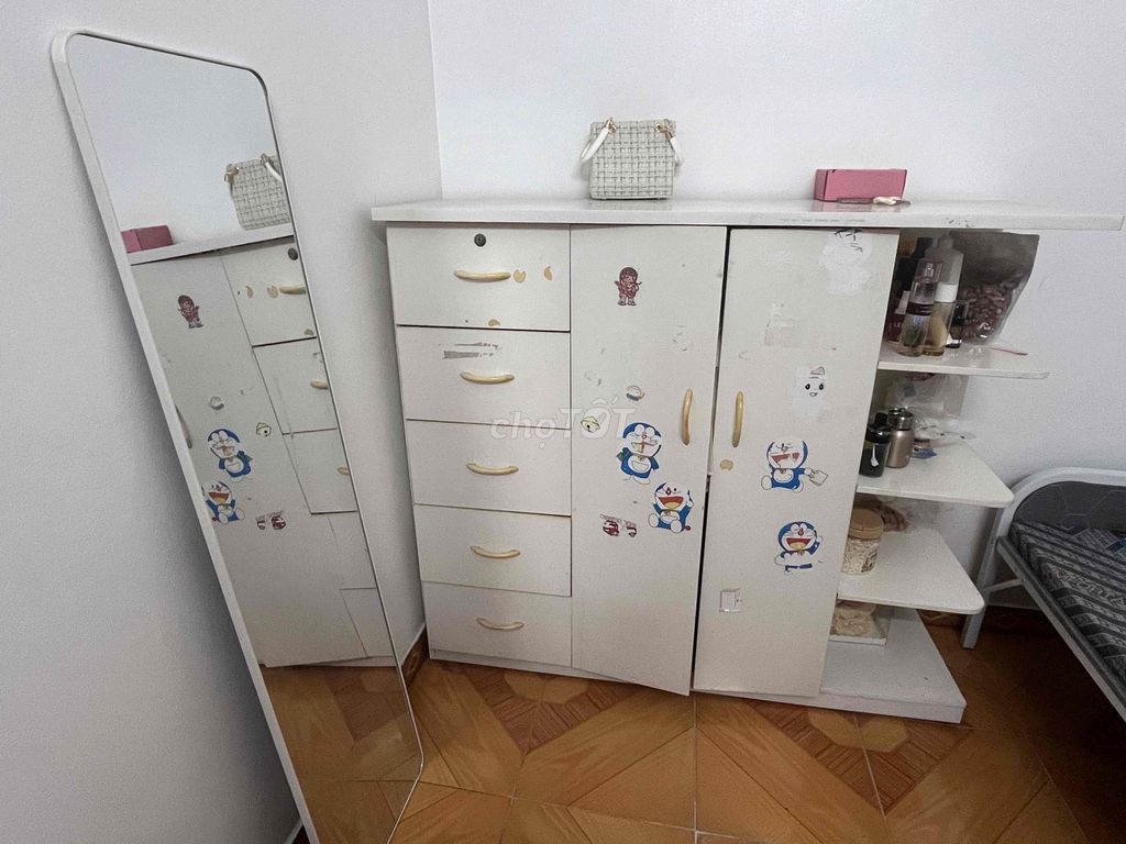 Tủ quần áo Gỗ Trắng. Mua bán Tủ, kệ gia đình tại Quận Hai Bà Trưng Hà Nội được đăng bởi Thuong Tran hình 1