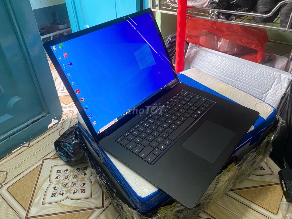 Surface Laptop 5 Core i7 Ram 32G SSD 1TB QHD Touch. Mua bán Laptop tại Quận 7 Tp Hồ Chí Minh được đăng bởi Jack Nguyễn hình 1