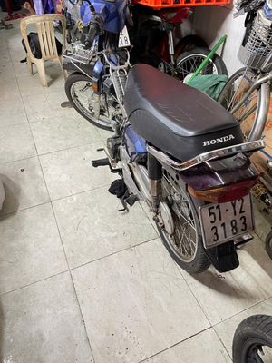 Cần bán xe Dream trung quốc cho anh em cày cuốc. Mua bán Xe máy tại Quận 11 Tp Hồ Chí Minh được đăng bởi Thành Đạt