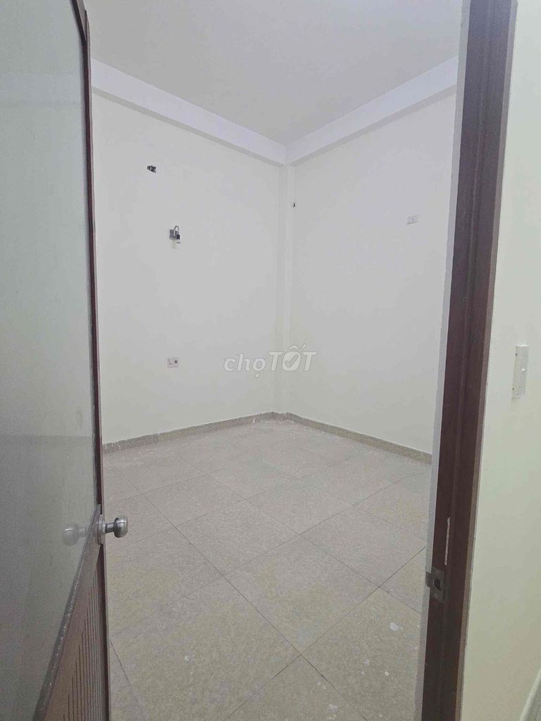 Cho thuê nhà 4 phòng ngủ tại Cẩm Lệ, Đà Nẵng — ảnh 2