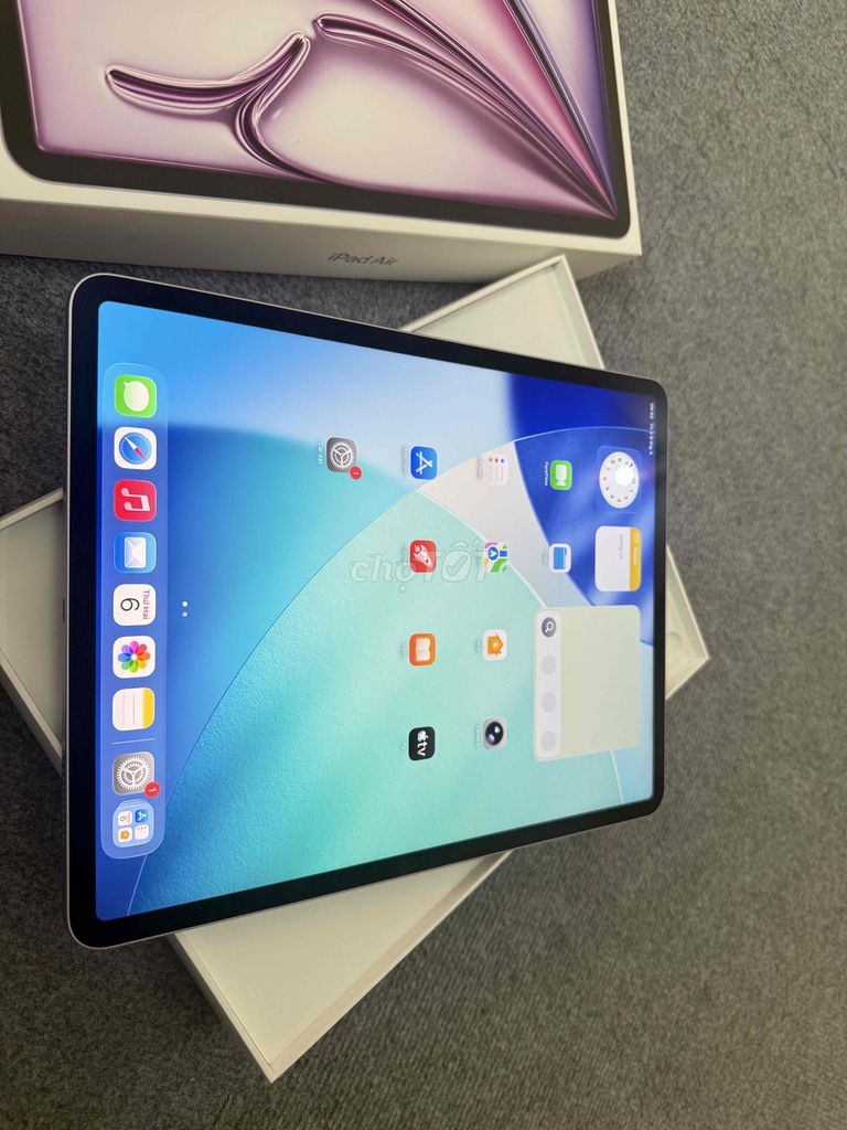 Thanh lý iPad 13 inch M3 256GB wifi fullbox còn bh. Mua bán Máy tính bảng tại Quận Cầu Giấy Hà Nội được đăng bởi Mac Online hình 1