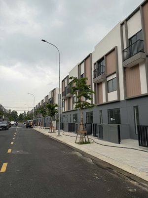 TRiển Khai Hơn 310 Căn Nhà Ở Xã Hội Thấp Tầng Ngay KCN VIsp2 Mở Rộng