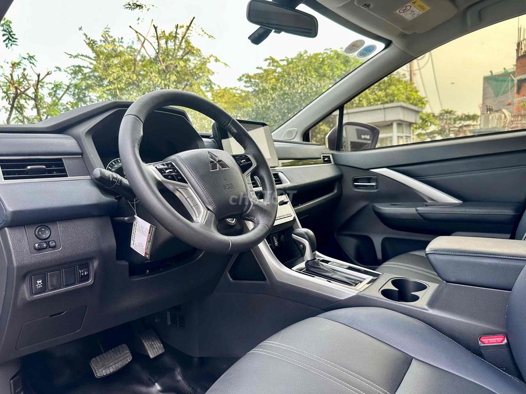 Xpander Cross Xám 23 lướt 2v1. Mua bán Ô tô tại Quận 5 Tp Hồ Chí Minh được đăng bởi Thanh Hoàng hình 7