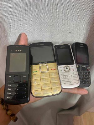 bán xác 4 chiếc điện thoại Nokia X1, C1 …