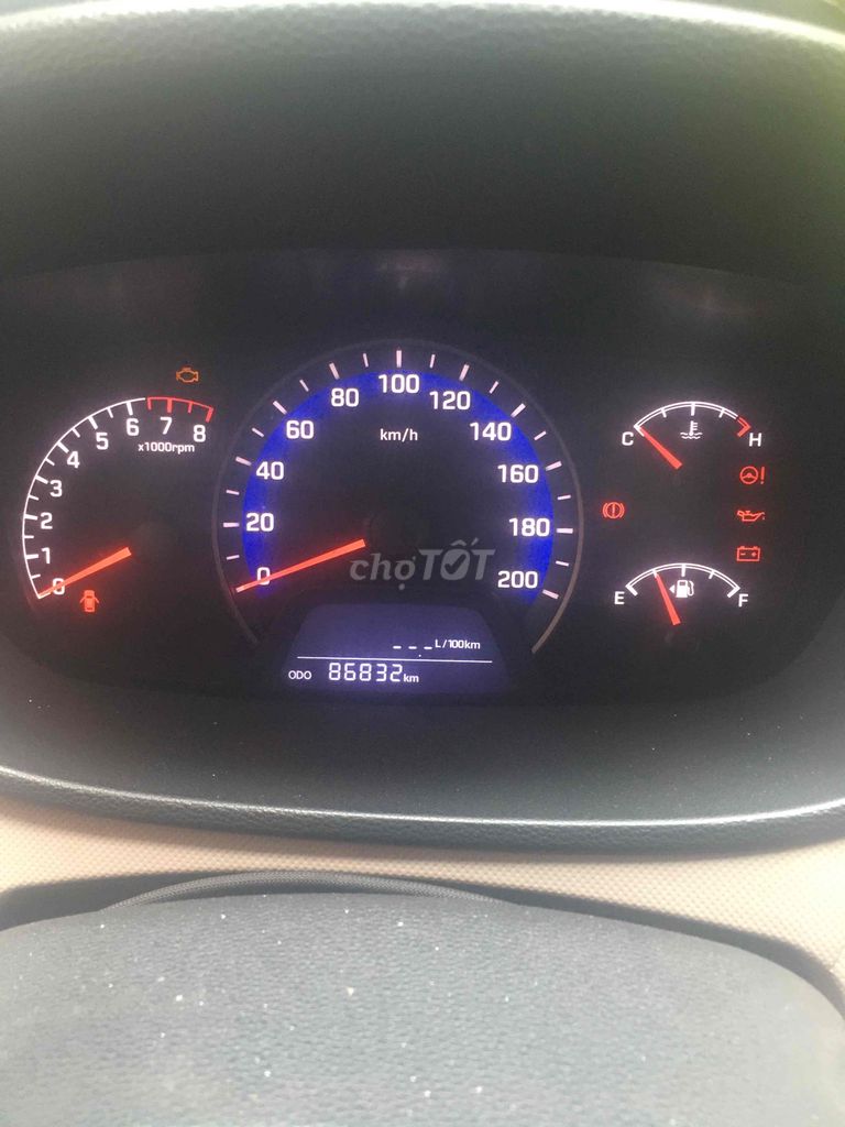 Hyundai Grand i10 2021 Sedan 1.2 AT - 860000 km. Mua bán Ô tô tại Quận 12 Tp Hồ Chí Minh được đăng bởi Dang vu minh anh hình 4