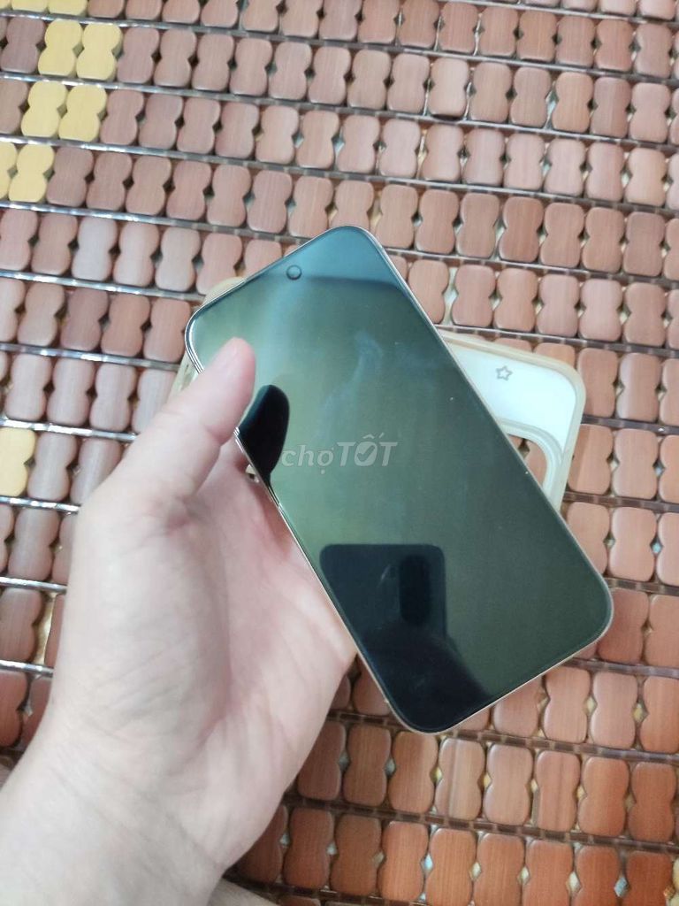 iPhone 16 Pro 256GB Vàng cát Mỹ. Mua bán Điện thoại tại Quận 12 Tp Hồ Chí Minh được đăng bởi Nguyễn Tiến Mạnh hình 1