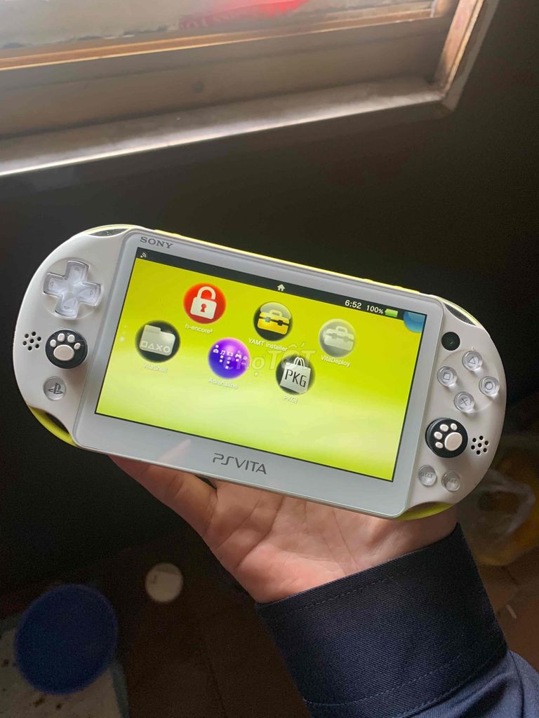 SONY PS VITA 2000 Hackfullgame 32GB Xanh trắng 95%