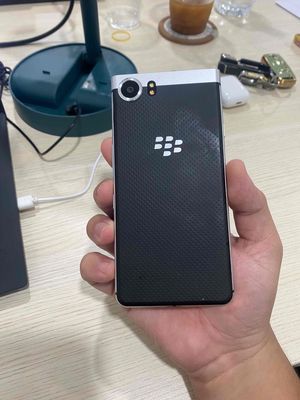 Blackberry KEYone Bạc 32GB Còn Vân Tay Đẹp 98%. Mua bán Điện thoại tại Quận Tân Bình Tp Hồ Chí Minh được đăng bởi Hiếu Nguyễn