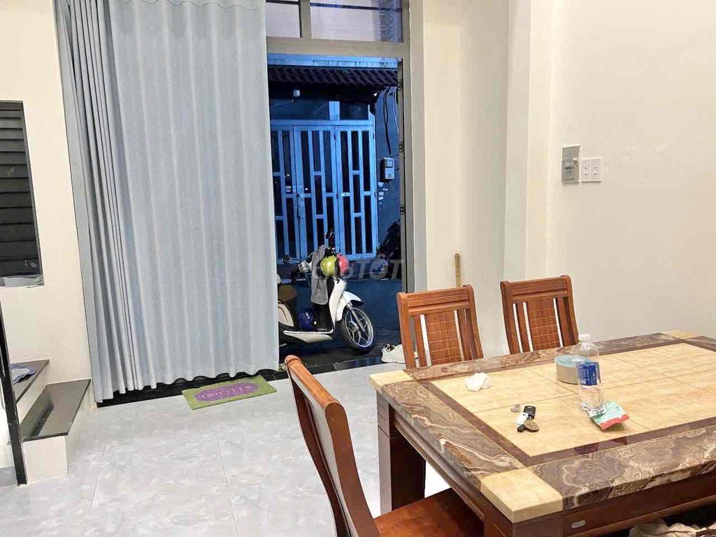 Аренда · 2 комн. · 32 м² · Quận Bình Tân, ул. Đường Mã Lò