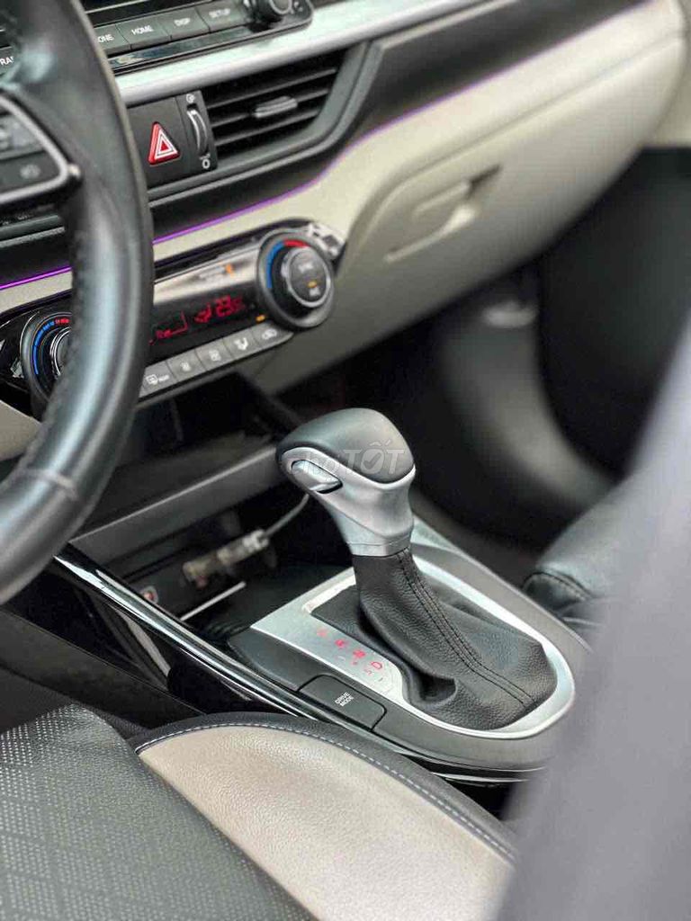 Kia K3 2022 Màu Trắng, Số Tự Động, Sedan. Mua bán Ô tô tại Thành phố Dĩ An Bình Dương được đăng bởi hợi hình 8