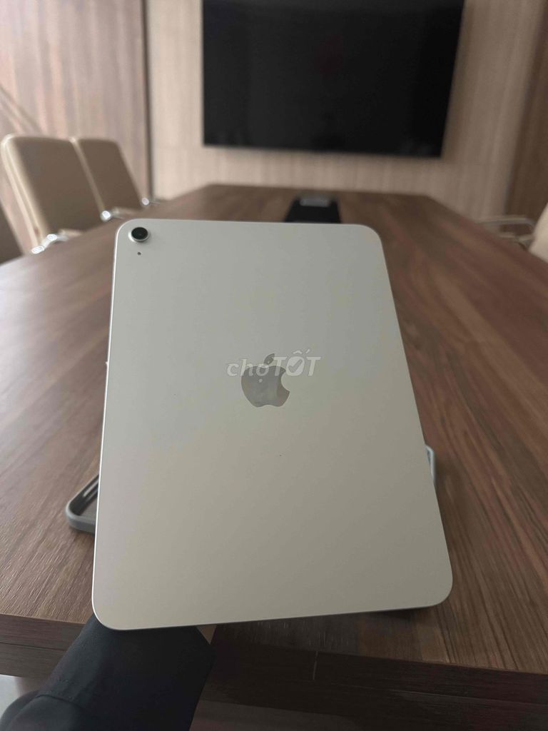 Apple iPad A16 Wifi 128GB Bạc Đã sử dụng. Mua bán Máy tính bảng tại Thành phố Thủ Dầu Một Bình Dương được đăng bởi Lê Minh Land hình 1