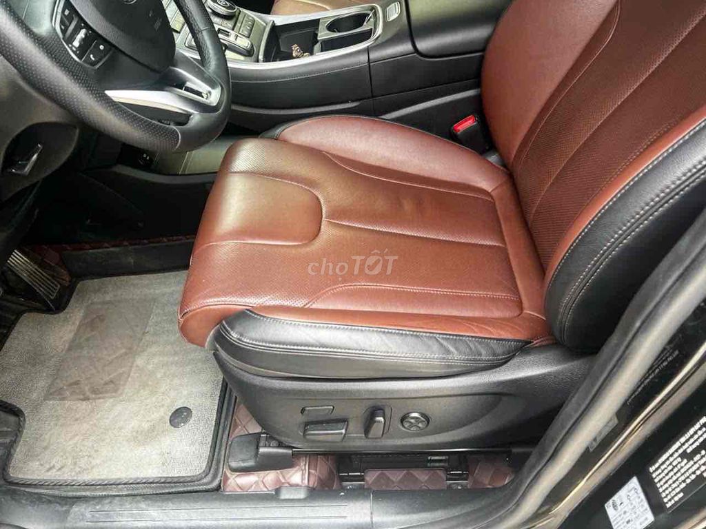 Hyundai SantaFe 2023 Full Xăng Черный 53000 км