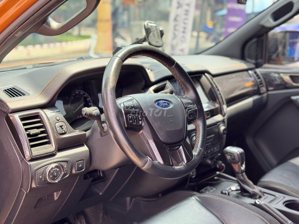 Ford Ranger 2019 Wildtrak 2.0L 4x4 AT - 92000 km. Mua bán Ô tô tại Quận Tân Phú Tp Hồ Chí Minh được đăng bởi FORD Bến Thành Xe Đã Qua Sử Dụng hình 6