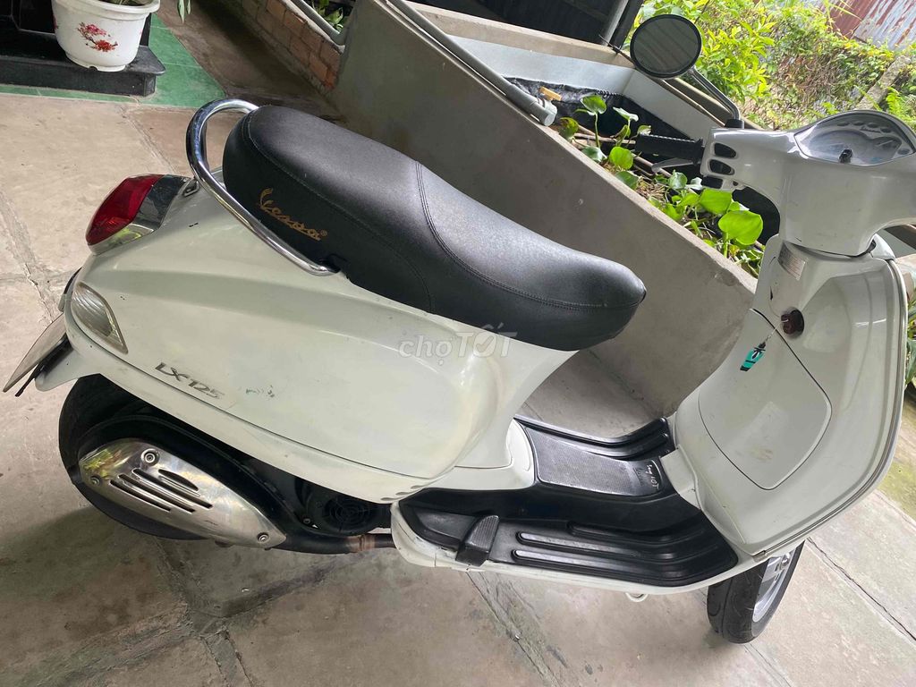 Cần bán xe vespa gia re. Mua bán Xe máy tại Thành phố Long Xuyên An Giang được đăng bởi Trâm vinpearl hình 1