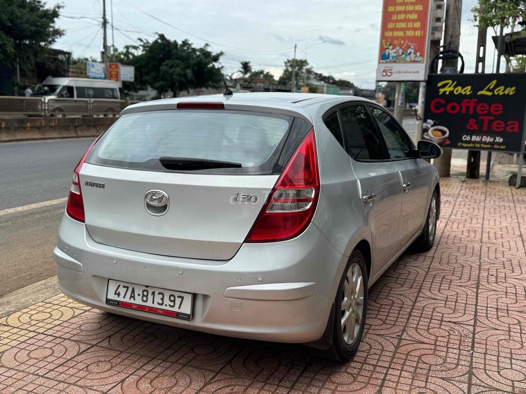 Hyundai i30 2009 1.6 AT - 11594 km. Mua bán Ô tô tại Thành phố Buôn Ma Thuột Đắk Lắk được đăng bởi coffee bmt hình 4