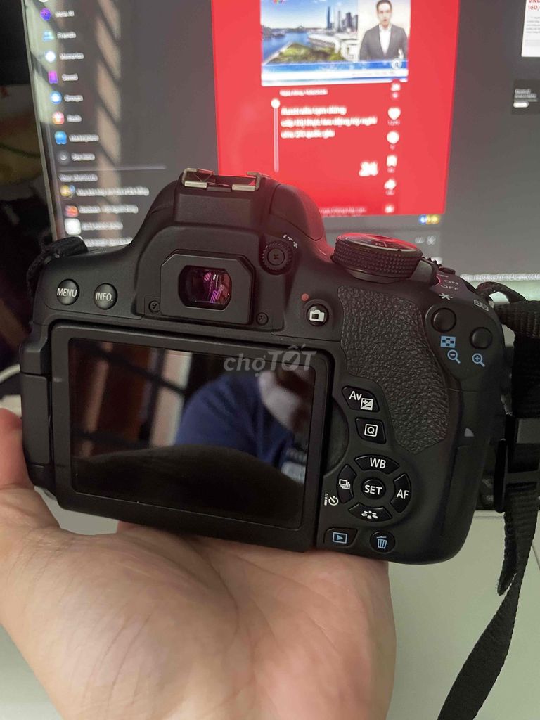 Máy ảnh Canon 750D Đen. Mua bán Máy ảnh, Máy quay tại Quận Ngũ Hành Sơn Đà Nẵng được đăng bởi Sơn Huỳnh hình 1