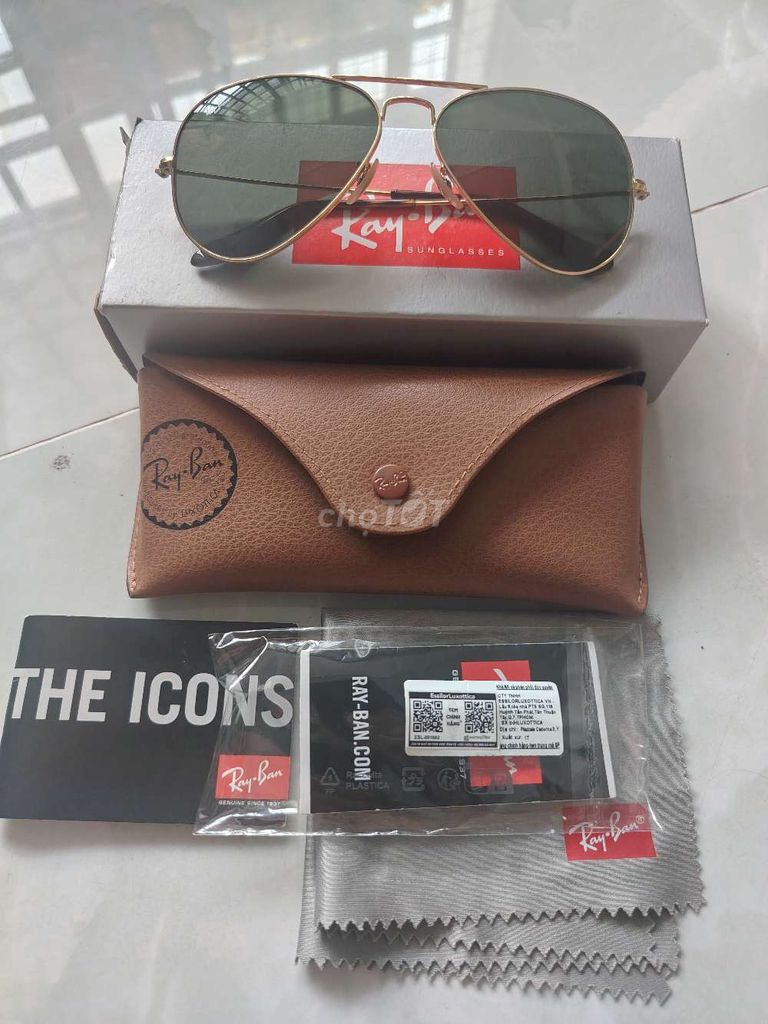 Kính râm Ray-Ban RB3025 Vàng. Mua bán Phụ kiện thời trang khác tại Quận 4 Tp Hồ Chí Minh được đăng bởi Trần Công Thành hình 1