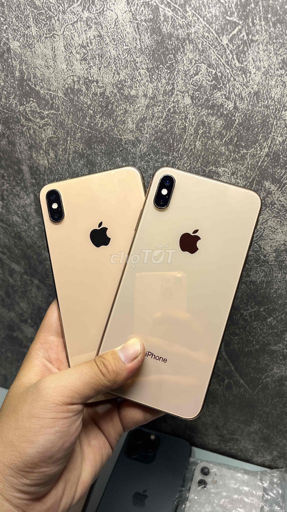 Apple iPhone XS Max 64GB Vàng. Mua bán Điện thoại tại Thành phố Thuận An Bình Dương được đăng bởi Văn Hùng hình 1