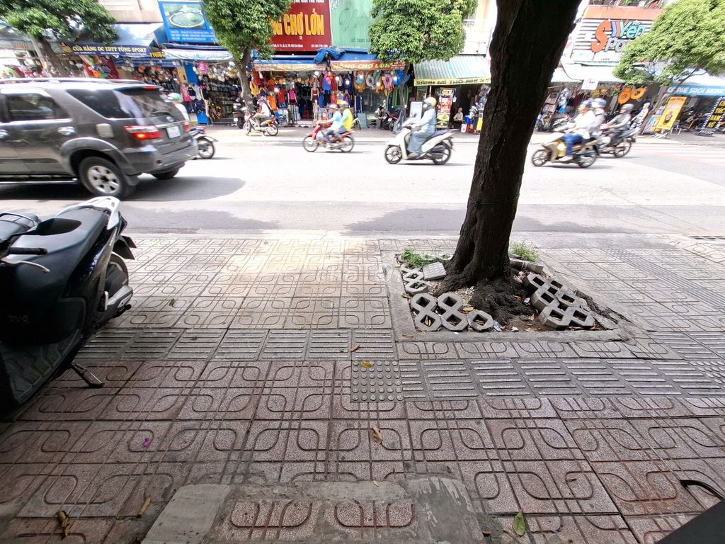 2 MT - thoáng mát - kinh doanh sầm uất - ngay trung tâm Q5 TP.HCM - ảnh 4