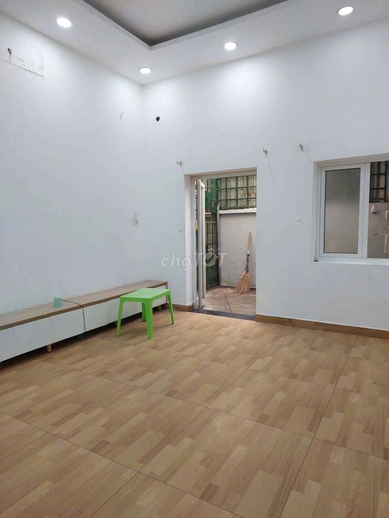 Новый красивый таунхаус Cityland в 7 округе