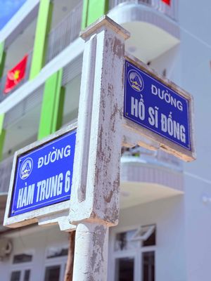 Plot of land 98 m² · Đường Hồ Sĩ Đống