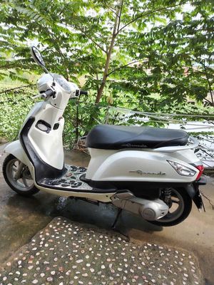 Yamaha Nozza Grande 125 2015 Trắng 9819 km. Mua bán Xe máy tại Quận Gò Vấp Tp Hồ Chí Minh được đăng bởi Pham Van Hung