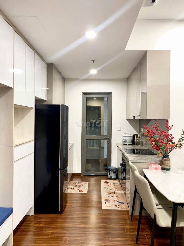 Квартира в аренду с 2 спальнями и 2 туалетами Vinhomes Ocean Park, полная цена 14т.р.