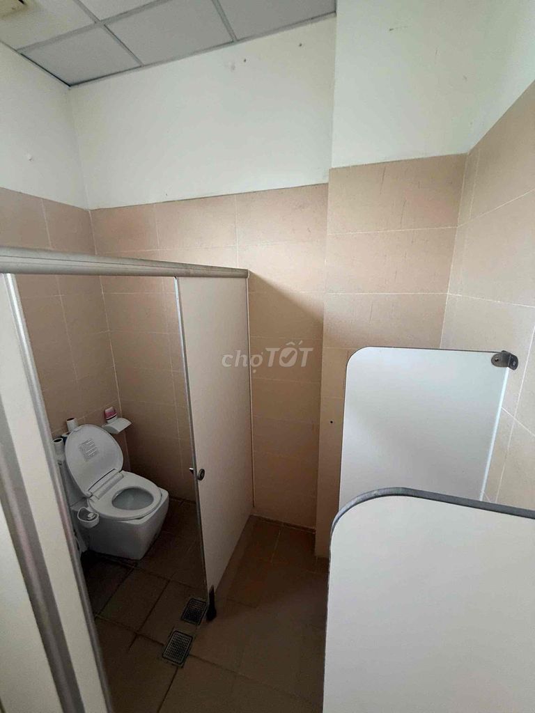 thanh lý thiết bị vệ sinh - Bình Dương. Mua bán Thiết bị vệ sinh, nhà tắm tại Huyện Bắc Tân Uyên Bình Dương được đăng bởi LiLy Design hình 1