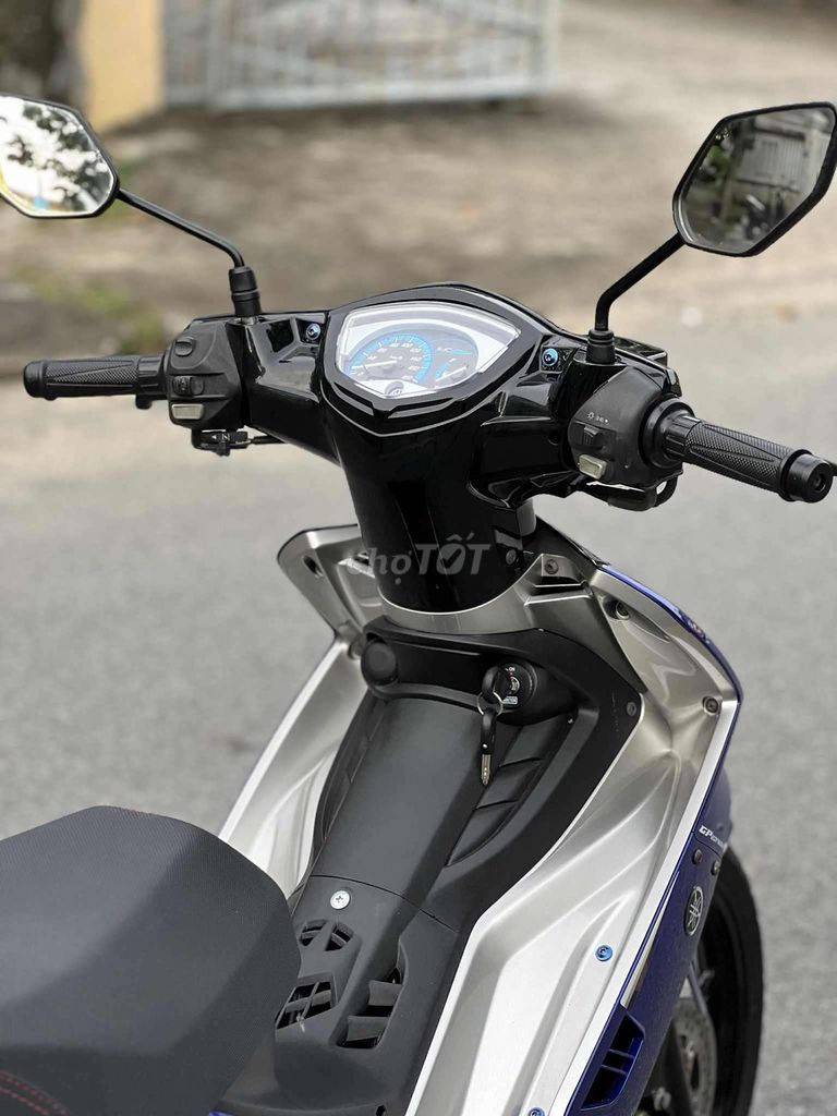 Excete 135 Xuống Áo 2010 Xanh Đen GP . Biển 43. Mua bán Xe máy tại Quận Hải Châu Đà Nẵng được đăng bởi Mua Bán Xe Cũ Có Góp Nợ xấu hình 5