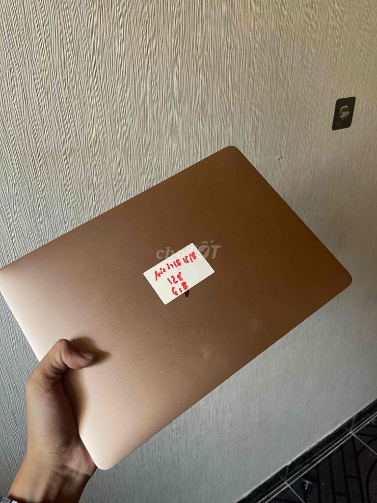 Apple Macbook Air 13 2018 I5 8GB/256GB. Mua bán Laptop tại Quận 3 Tp Hồ Chí Minh được đăng bởi Macbook Giá Tốt  hình 1