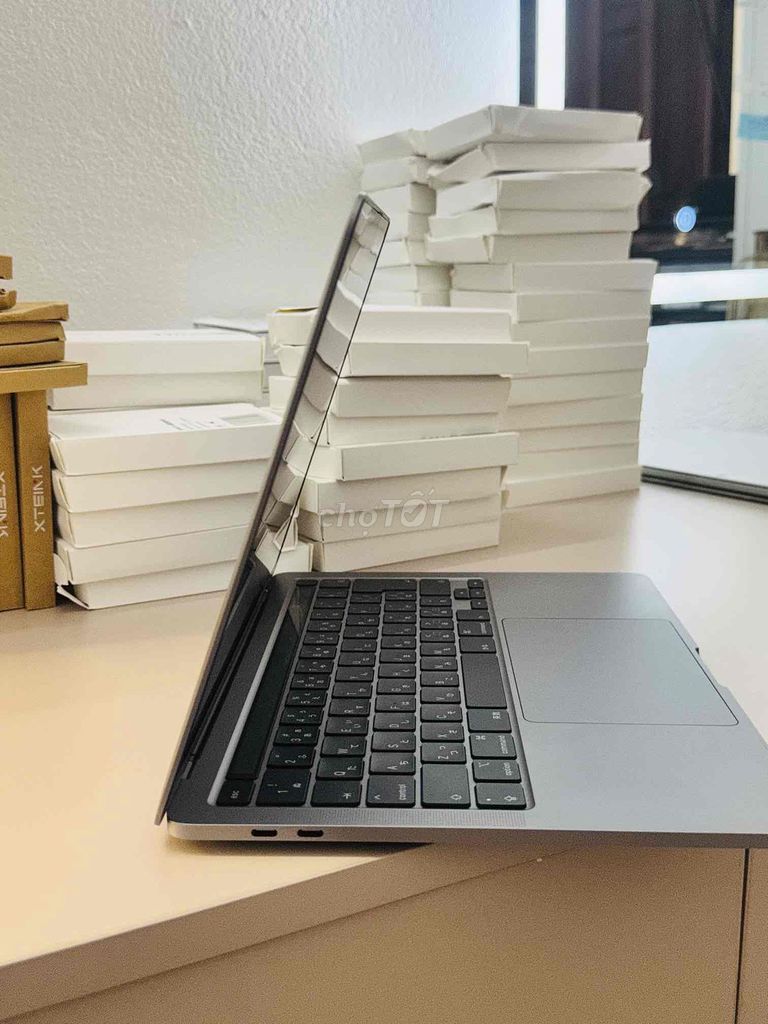 Apple Macbook Pro 2020 i5 8GB/256GB. Mua bán Laptop tại Huyện Thiệu Hóa Thanh Hóa được đăng bởi minh thu lê hình 1