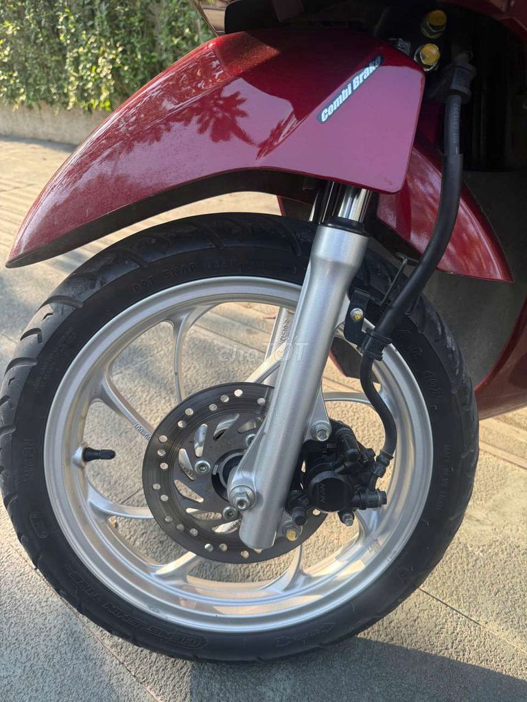 Xe Vision Đỏ Đô 2021 Sơn Zin Nguyên Con SmartKey. Mua bán Xe máy tại Quận 8 Tp Hồ Chí Minh được đăng bởi Hậu hình 7