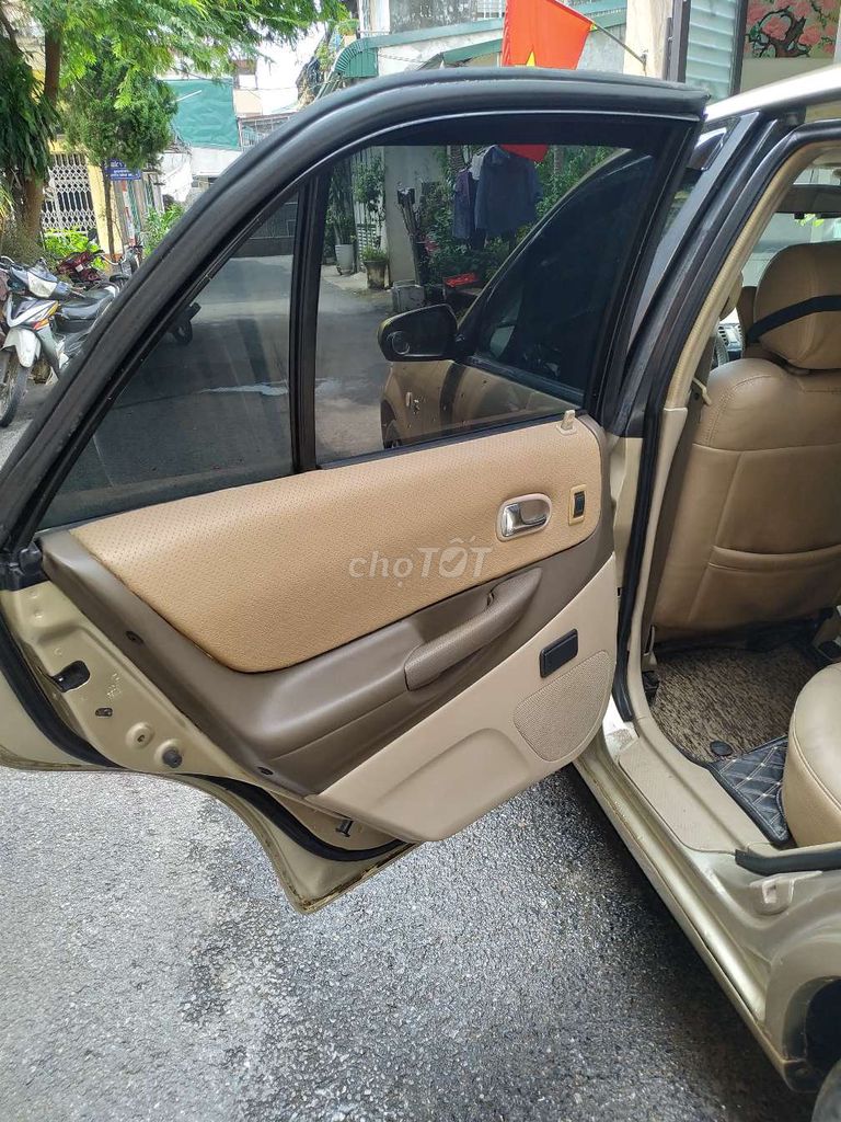 Đổi xe cần bán ford laser 2004 GHIA 1.8 AT.. Mua bán Ô tô tại Thành phố Hòa Bình Hòa Bình được đăng bởi Thanh hình 13