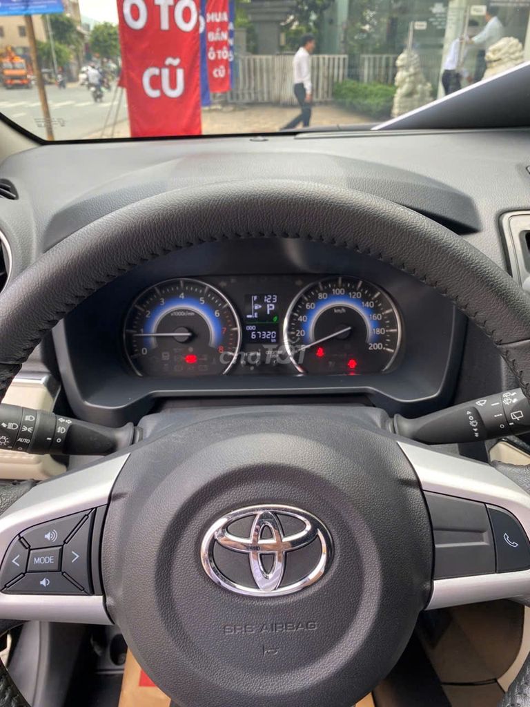 Rush1.5AT 2021 xe nhiều phụ kiện, giá có giảm nhẹ. Mua bán Ô tô tại Quận 12 Tp Hồ Chí Minh được đăng bởi Nguyễn An hình 3