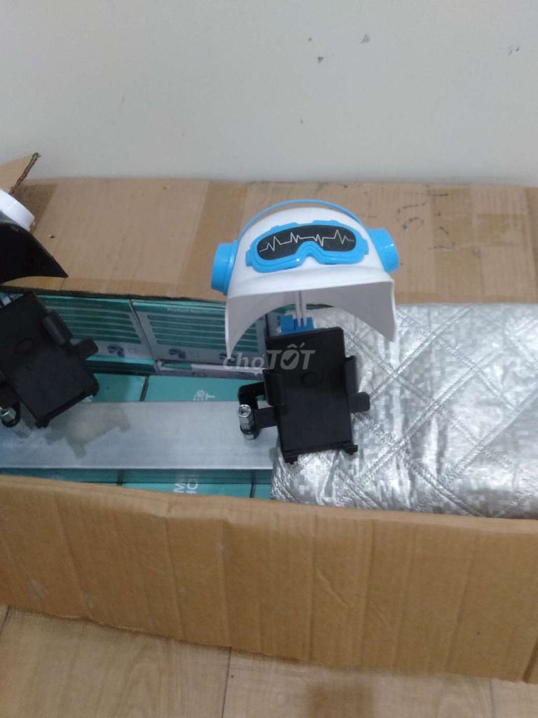 Giá đỡ điện thoại Nhựa chống nước chống nắng. Mua bán Phụ kiện (Màn hình, Chuột...) tại Huyện Bến Lức Long An được đăng bởi Tiền hình 1
