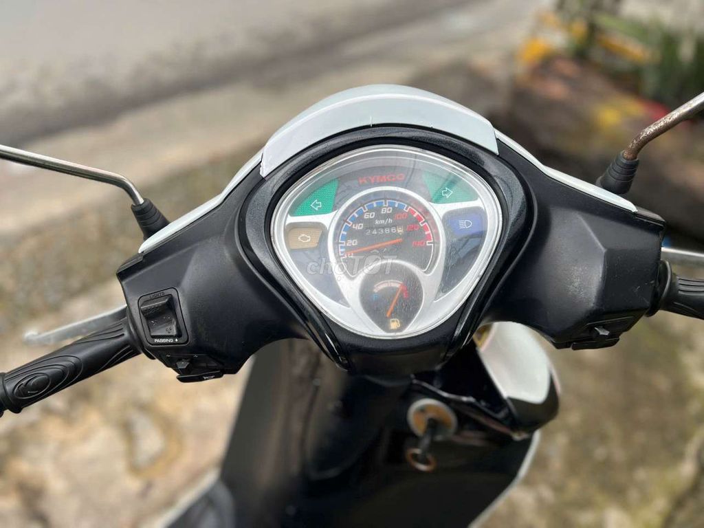 Kimco Fi 2013 nguyên zin bst.. Mua bán Xe máy tại Quận 12 Tp Hồ Chí Minh được đăng bởi Ngọc Danh hình 3