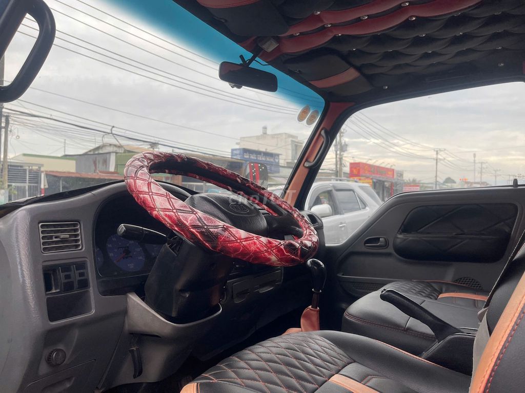 Kia K3000s 2012 thùng kín chất rin mộc. Mua bán Xe tải, xe ben tại Huyện Tân Phú Đồng Nai được đăng bởi Salon AUTO THÀNH TRUNG Đồng Nai hình 11