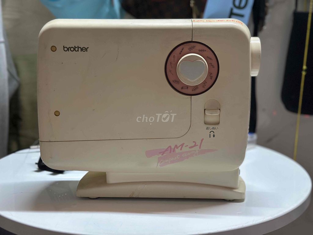 Máy may Brother AM-21 Trắng kem. Mua bán Nội thất, đồ gia dụng khác tại Quận Tân Bình Tp Hồ Chí Minh được đăng bởi Đặng Như Quỳnh hình 1