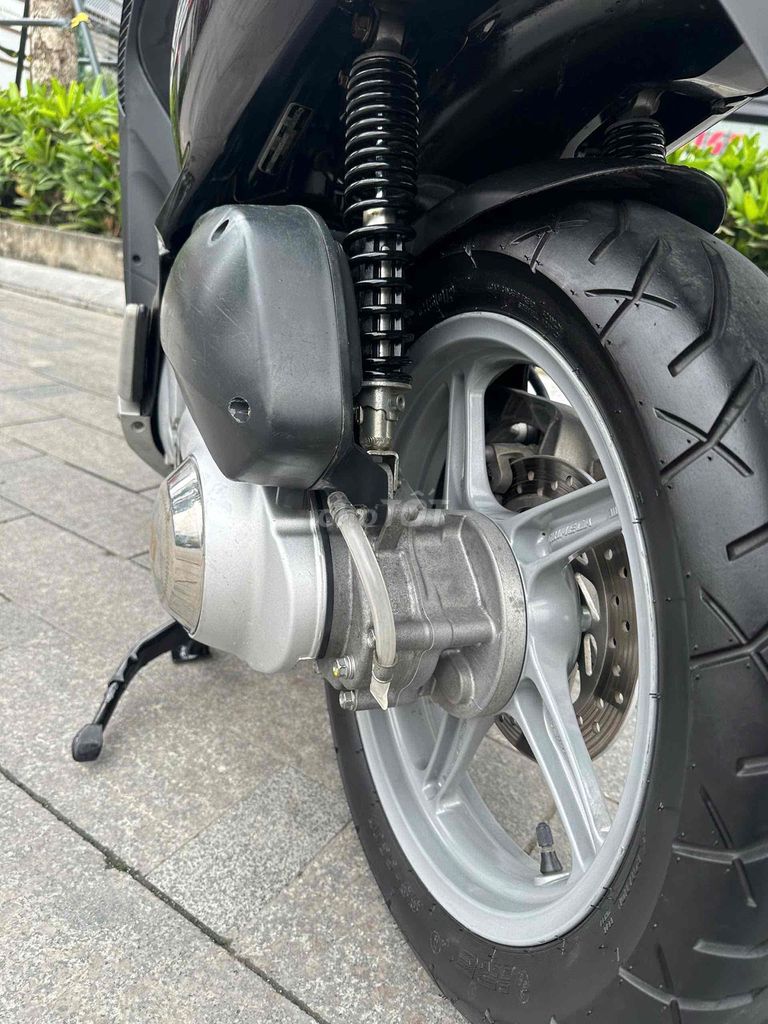 Sh ý 125i đm 102. dkld 2011. Mua bán Xe máy tại Quận Long Biên Hà Nội được đăng bởi Mr Tài Oto hình 7