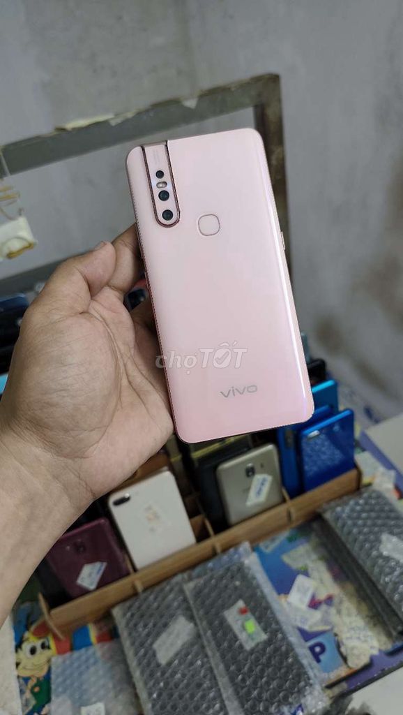 Vivo v15, ram 8gb, 256gb, pin 5000. Mua bán Điện thoại tại Quận Gò Vấp Tp Hồ Chí Minh được đăng bởi A LONG   nhận thanh toán THẺ TÍN DỤNG hình 1