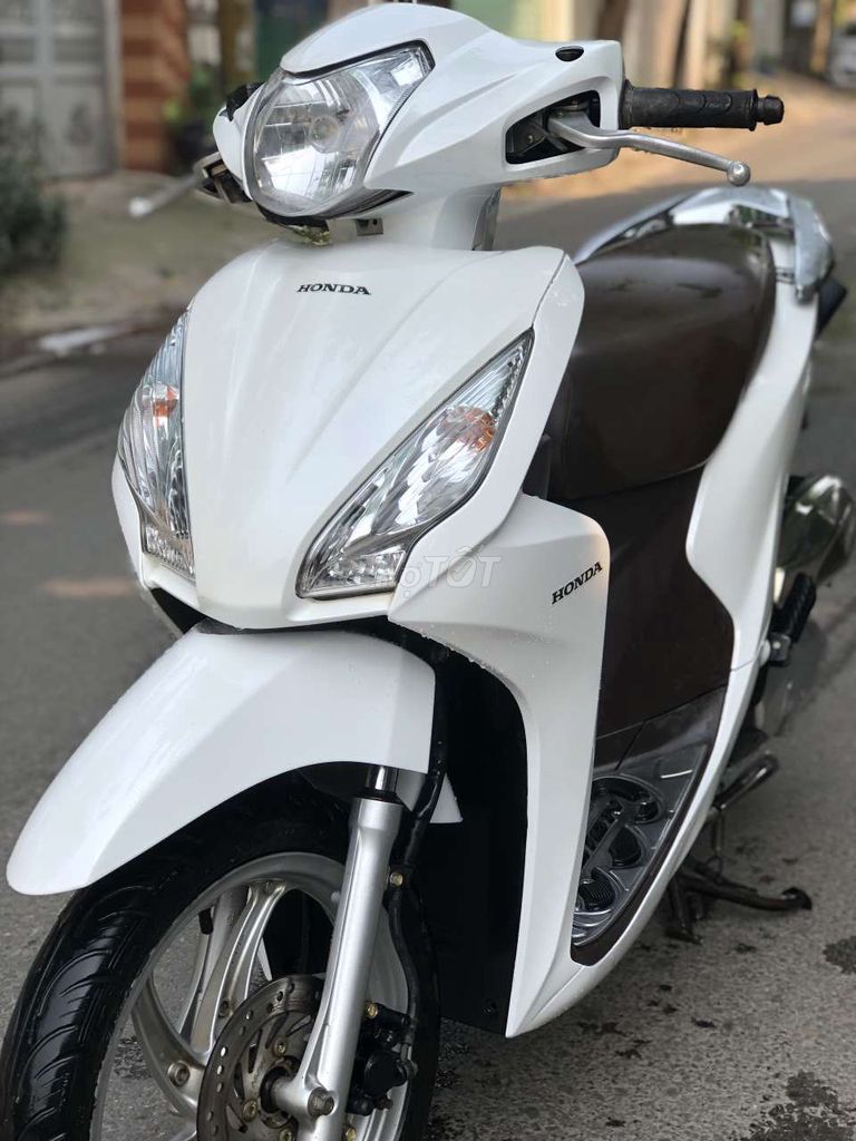 Honda Vision dky 2020 mới 99%. Mua bán Xe máy tại Quận Bắc Từ Liêm Hà Nội được đăng bởi My hình 2