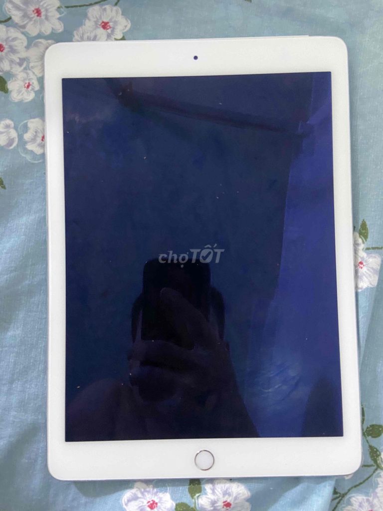 Apple iPad Air 2 16GB Bạc. Mua bán Máy tính bảng tại Quận Bắc Từ Liêm Hà Nội được đăng bởi nguyễn thị hồng nhi hình 1