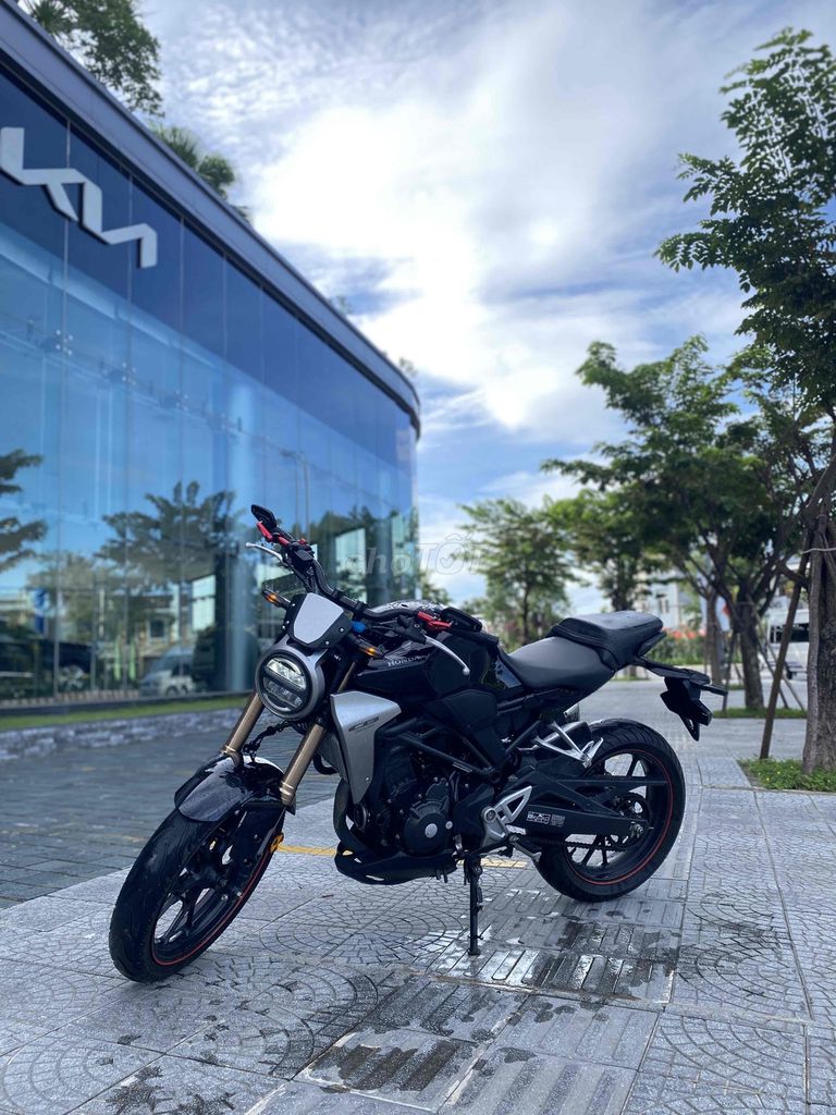 BÁN HONDA CB300R. Mua bán Xe máy tại Thị xã Hương Thủy Thừa Thiên Huế được đăng bởi Tài hình 1