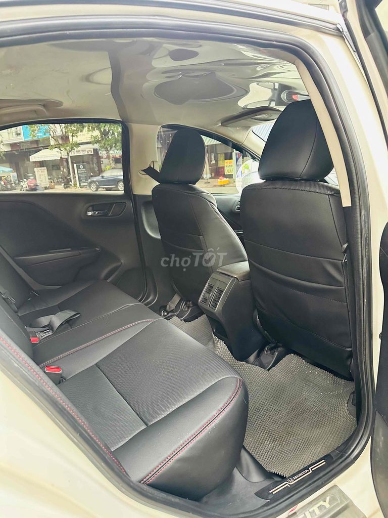 Honda City 2017 1.5 CVT - 120 km. Mua bán Ô tô tại Huyện Bình Chánh Tp Hồ Chí Minh được đăng bởi Nam hình 11